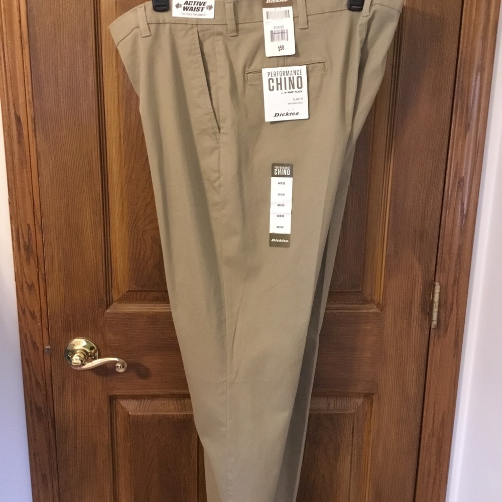 Dickies Men’s Active Waist Performance Chino